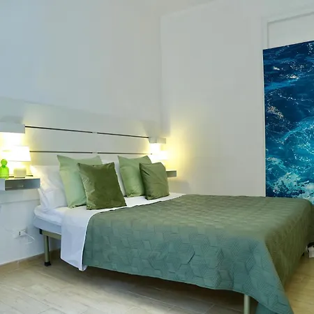 Cara Holiday home